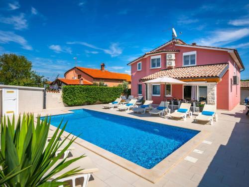 Holiday Home Family villa Nicole by Interhome