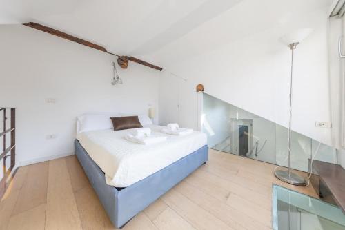 Terrazza di lusso in Porta Venezia, 1bdr con AC