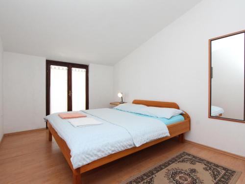 Apartment Ap Lora 4 by Interhome