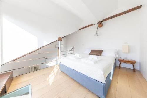 Terrazza di lusso in Porta Venezia, 1bdr con AC