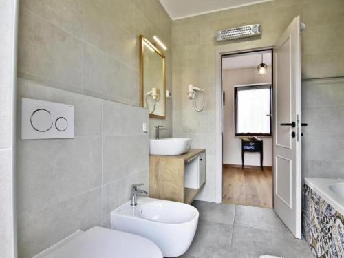 Apartment Wohnung in Valica mit Großem Garten by Interhome