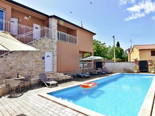 Apartment Noa 2 Tar by Interhome