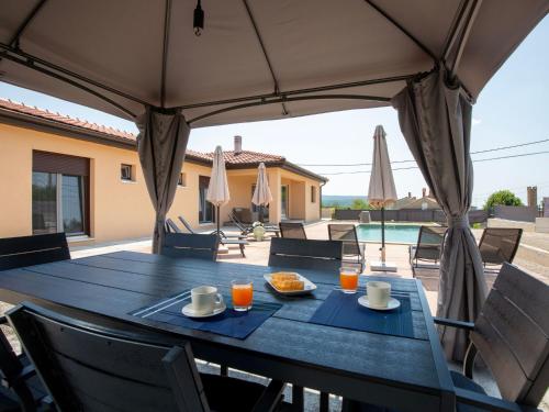 Holiday Home Ferienvilla 'Villa Xenia by Interhome