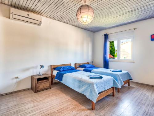Holiday Home Villa mit Garten- Grill und Terrasse by Interhome