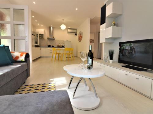 Holiday Home Melisa 5 by Interhome