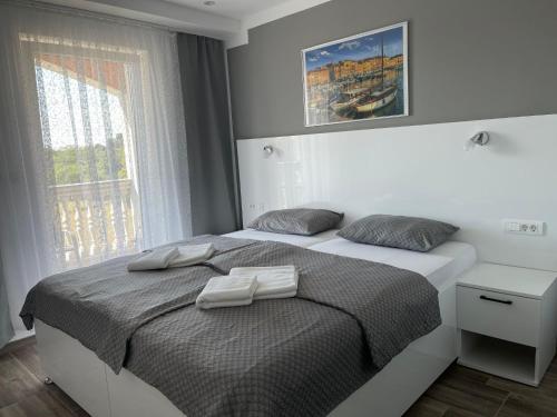 Apartment in Fažana mit Terrasse und Garten by Interhome