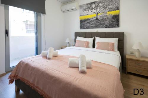 Sea view apartments in Alimos region