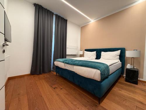 Laura Star Apartment