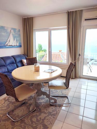 Haus am Meer Trogir, Mala Mora