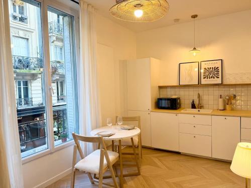 L Escapade du 9ᵉ Appartement élégant et confortable au cœur de Paris