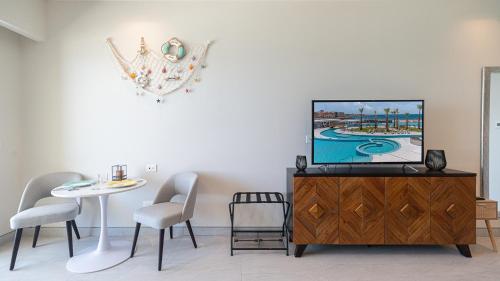 Gallery image of One 1402B Hotel Room: New Beachfront Resort, Style & Comfort in Puerto Peñasco