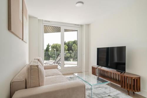 IFEMA-Aeropuerto 2 Hab, Piscina y Parking Gratis