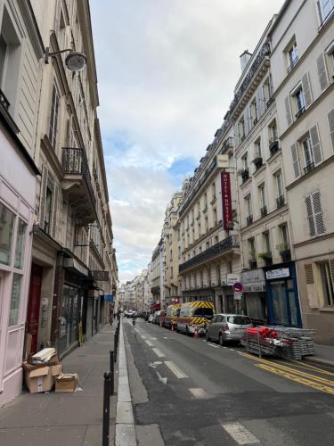 L Escapade du 9ᵉ Appartement élégant et confortable au cœur de Paris