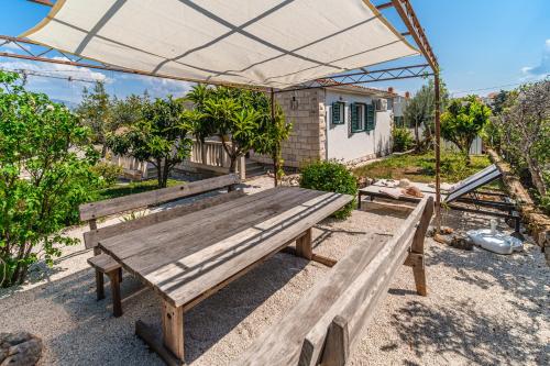 Luke Family Villa Supetar