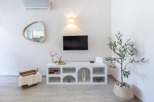 Albufeira City Centre Apartment with Pool