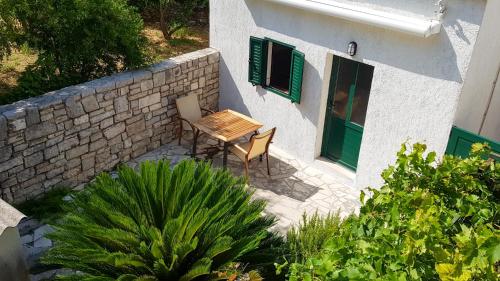 Bol Mediterranean Pearl Island Living