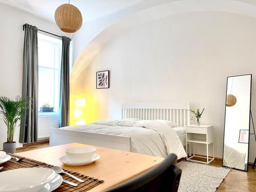 Prague apartment 3 minutes from historical town