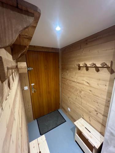 Large 3-room apartment at the foot of the slopes