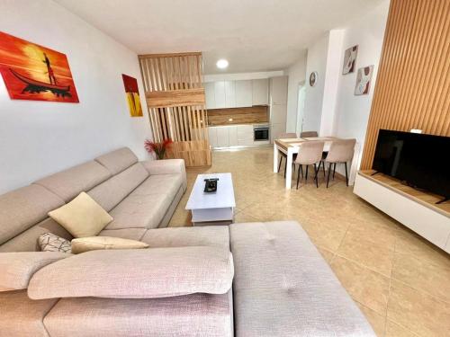 Adriana Apartment by Adriatic Living