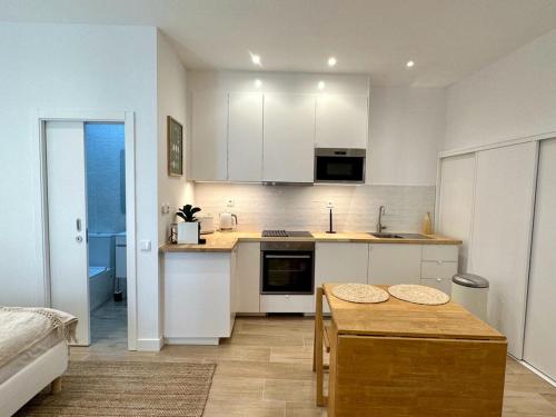 Cute Studio 2 mins from Beach