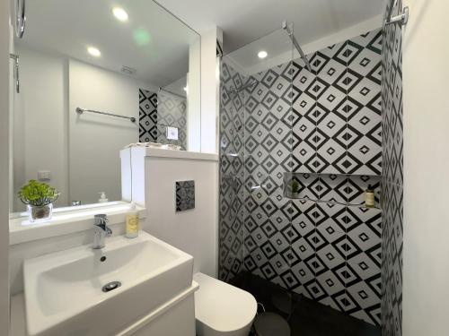 Olarias 2 bedroom perfect to share near the Castle