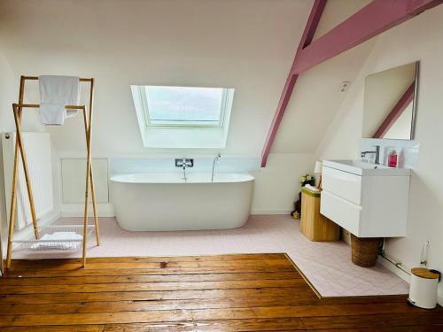 Studio autonome dans maison individuelle