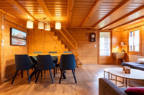Chalet Rösi - Ferienwohnung mit Hot Pot & Bergsicht