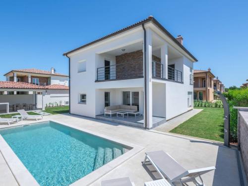 Holiday Home für 7 Personen und 1 Kind in Vodnjan- Istrien - Istrische Riviera by Interhome