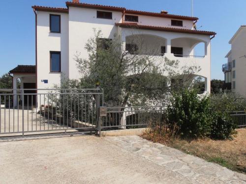 Apartment Superior Appartament by Interhome