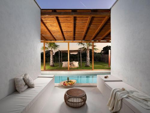 Holiday Home Perfektes Ferienhaus in Bale mit Privatem Pool by Interhome