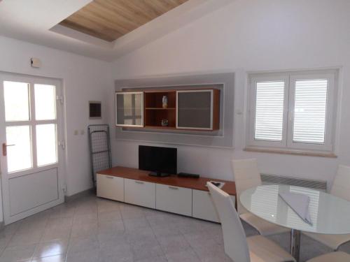 Holiday Home Ines 1 by Interhome