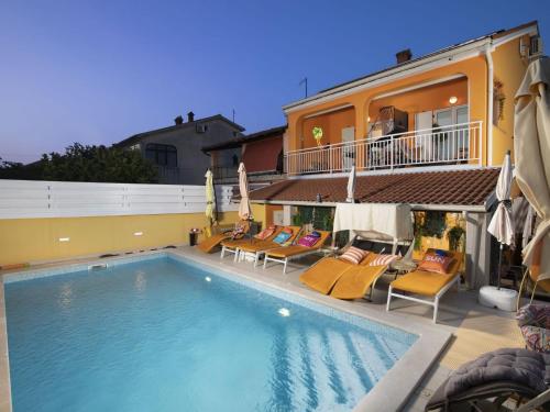 Holiday Home Venus mit Whirlpool- Sauna in Banjole by Interhome