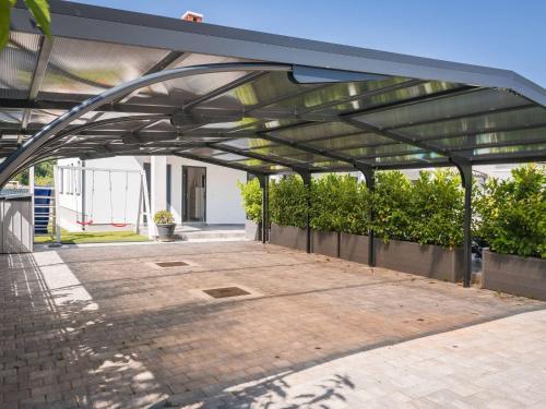 Holiday Home Villa Elodie by Interhome