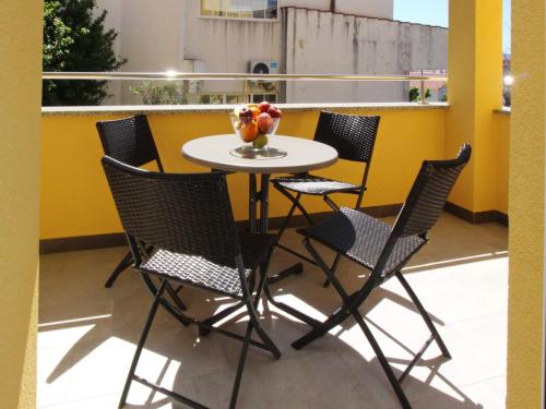 Apartment Wohnung in Baška mit Eigenem Balkon by Interhome