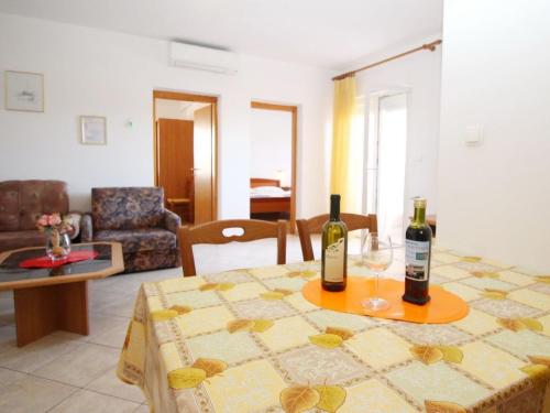 Apartment in Baška mit Eigenem Balkon by Interhome