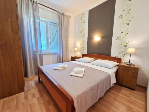 Apartment Modern eingerichtete Apartment im Erdgeschoss ideal für Famillien mit Kinder im by Interhome