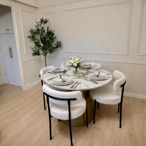 Modern Chic Apartment, Heart of Antibes