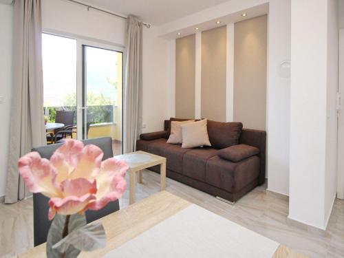 Apartment Tolles Appartement in Baška mit Eigenem Balkon by Interhome
