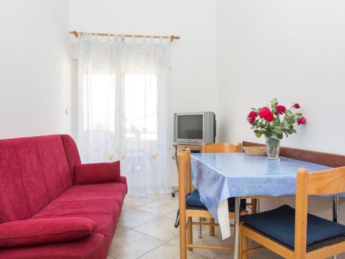 Apartment Mrakovcic5 by Interhome