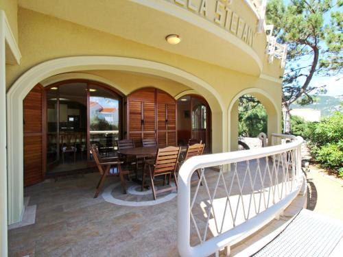 Apartment Appartement in Baška mit Eigener Terrasse by Interhome