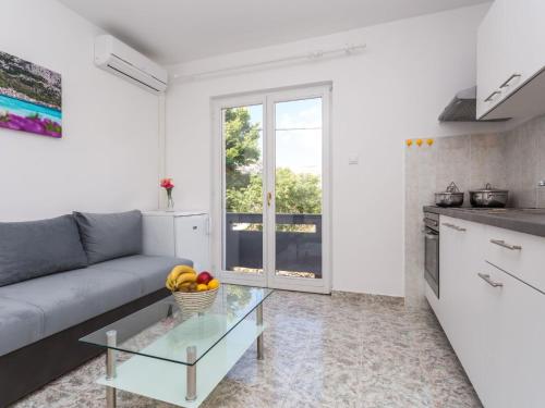 Apartment Appartement in Baška mit Eigenem Balkon by Interhome