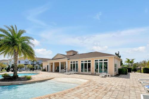 Charming Oasis with King Bed Close to Disney 4BR photo 64