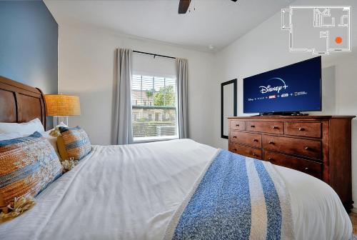 Charming Oasis with King Bed Close to Disney 4BR photo 40