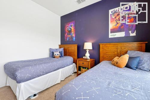 Charming Oasis with King Bed Close to Disney 4BR photo 41