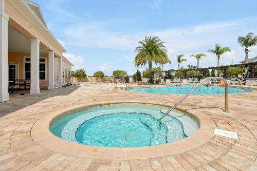 Charming Oasis with King Bed Close to Disney 4BR photo 65