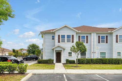 Charming Oasis with King Bed Close to Disney 4BR photo 7