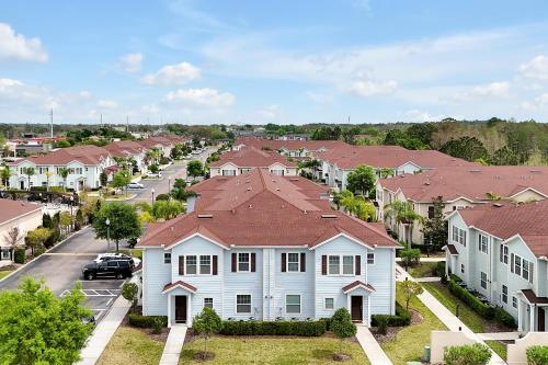Charming Oasis with King Bed Close to Disney 4BR photo 44