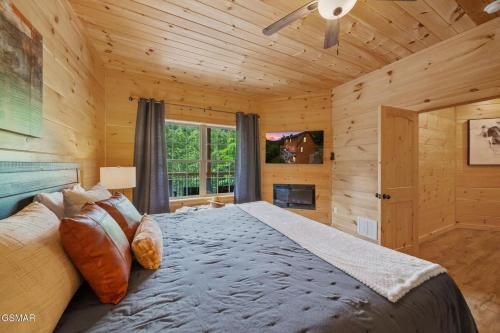 Cabin in Sevierville photo 12