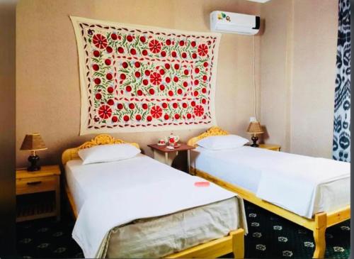 Guesthouse Anora 8, Three minutes walk from Registan Square, The very Center of Samarkand