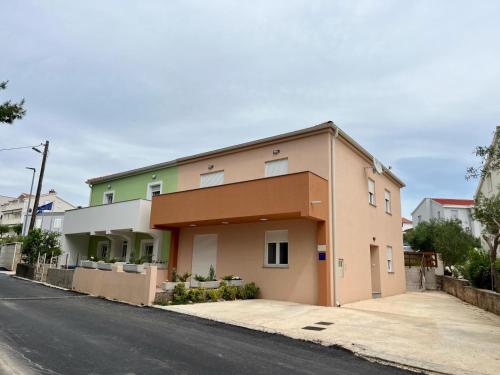 Rosabella Apartments